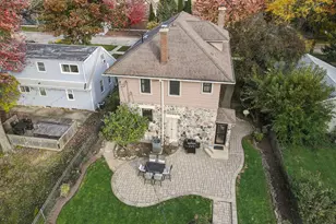 835 N Ellsworth St, Naperville, IL 60563 - Photo 40