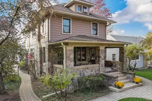 835 N Ellsworth St, Naperville, IL 60563 - Photo 4