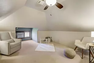 835 N Ellsworth St, Naperville, IL 60563 - Photo 28