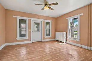 456 Florence Ave, Joliet, IL 60433 - Photo 2