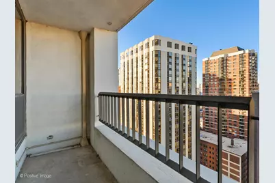 1030 N State Street #18C, Chicago, IL 60610 - Photo 6