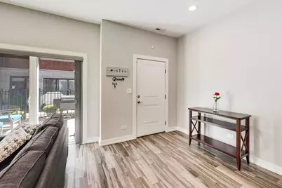 2259 W Coulter Street #4, Chicago, IL 60608 - Photo 8