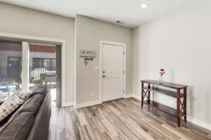 2259 W Coulter St, Chicago, IL 60608 - Photo 8