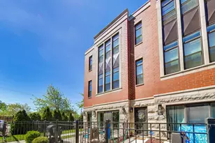 2259 W Coulter St, Chicago, IL 60608 - Photo 2