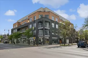 3201 W Leland Ave, Chicago, IL 60625 - Photo 1