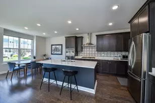 653 Riverbank Dr, Geneva, IL 60134 - Photo 10