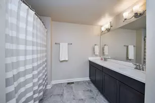 653 Riverbank Dr, Geneva, IL 60134 - Photo 20