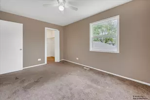 142 Ann Ct, Bartlett, IL 60103 - Photo 10