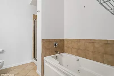 600 N Dearborn Street #1509, Chicago, IL 60654 - Photo 12