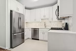 600 N Dearborn St, Chicago, IL 60654 - Photo 6