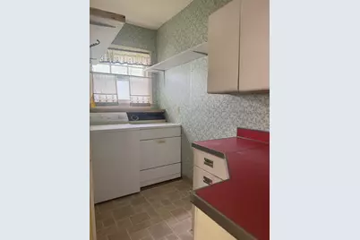 601 E Harrison Street, Saybrook, IL 61770 - Photo 12
