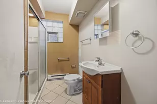 6346 W Raven St, Chicago, IL 60646 - Photo 14