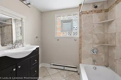 6346 W Raven Street, Chicago, IL 60646 - Photo 18