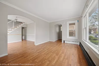 6346 W Raven Street, Chicago, IL 60646 - Photo 4