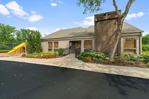 404 Bluebird Ln, Deerfield, IL 60015 - Photo 26