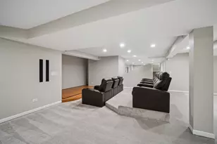 563 Dover Ct, Buffalo Grove, IL 60089 - Photo 28