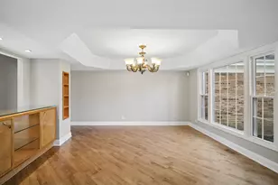 563 Dover Ct, Buffalo Grove, IL 60089 - Photo 6