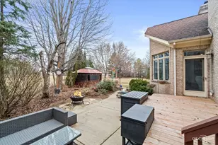 39W796 Dairyherd Ln, Saint Charles, IL 60175 - Photo 36