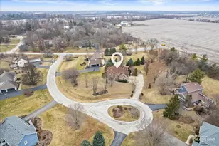 39W796 Dairyherd Ln, Saint Charles, IL 60175 - Photo 38