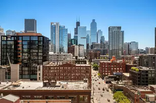 757 N Orleans St, Chicago, IL 60654 - Photo 16