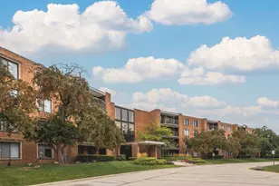 1415 E Central Rd, Arlington Heights, IL 60005 - Photo 1