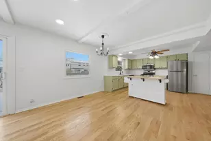 565 Gateshead Ave S, Elk Grove Village, IL 60007 - Photo 18