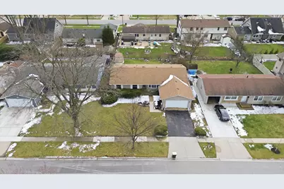 565 Gateshead Avenue S, Elk Grove Village, IL 60007 - Photo 30