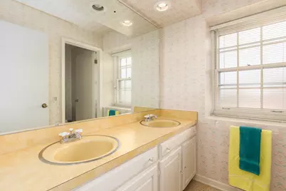 7751 Arcadia Street, Morton Grove, IL 60053 - Photo 20