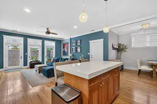 4341 N Mozart St, Chicago, IL 60618 - Photo 8