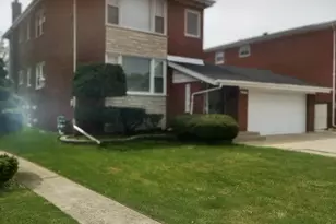 5337 W 87th St, Oak Lawn, IL 60453 - Photo 2