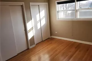 5337 W 87th St, Oak Lawn, IL 60453 - Photo 8