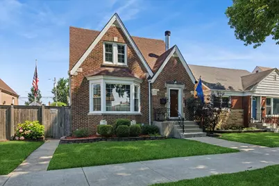 7620 W Rascher Avenue, Chicago, IL 60656 - Photo 1