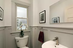 925 Elmwood Ave, Evanston, IL 60202 - Photo 12