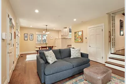 925 Elmwood Avenue, Evanston, IL 60202 - Photo 10