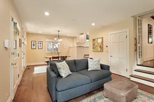 925 Elmwood Ave, Evanston, IL 60202 - Photo 10