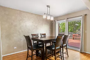 2747 Wilshire Ln, Northbrook, IL 60062 - Photo 4