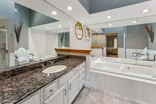384 E Montrose Ave, Wood Dale, IL 60191 - Photo 20