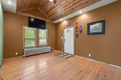 103 Grove Avenue, Fox River Grove, IL 60021 - Photo 4