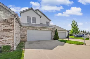1404 Quail Run Dr, Savoy, IL 61874 - Photo 2