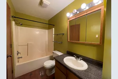 1375 NW Cunat Court #3B, Lake in the Hills, IL 60156 - Photo 10