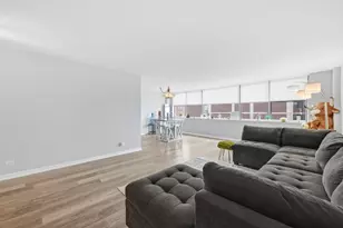 6301 N Sheridan Rd, Chicago, IL 60660 - Photo 12