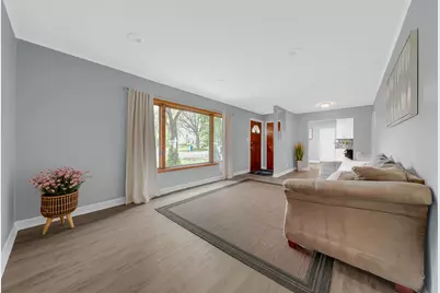 1415 Deerfield Place, Highland Park, IL 60035 - Photo 4