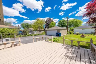 319 Spruce Ave, Bensenville, IL 60106 - Photo 10
