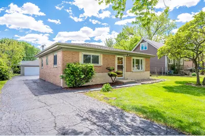 319 Spruce Avenue, Bensenville, IL 60106 - Photo 2