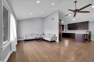 5549 W 102nd St, Oak Lawn, IL 60453 - Photo 8