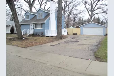 448 Midway Drive, Mundelein, IL 60060 - Photo 1