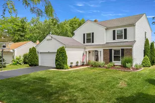 431 Newport Dr, Naperville, IL 60565 - Photo 2