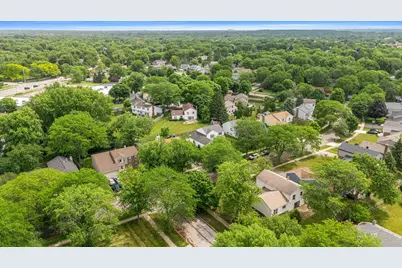 431 Newport Drive, Naperville, IL 60565 - Photo 32