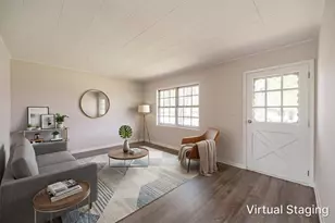 610 Orton Ave, Wauconda, IL 60084 - Photo 2