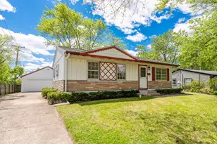 610 Orton Ave, Wauconda, IL 60084 - Photo 1